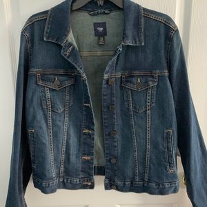 Gap woman’s jean jacket